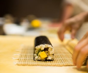 赴丹麥希勒勒-壽司店壽司師傅2名、泰餐師傅1名